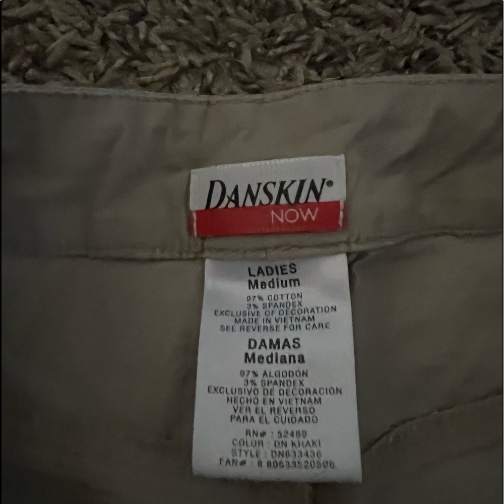 capris - Picture 3 of 4